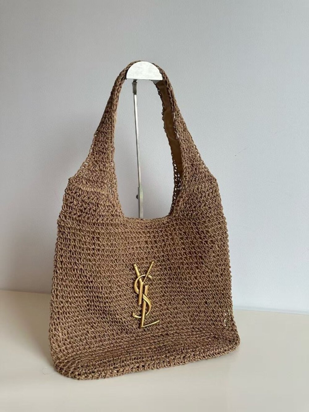 ✨YSL Brown Raffia Hobo Tote Gold Logo - Picture 1 of 6